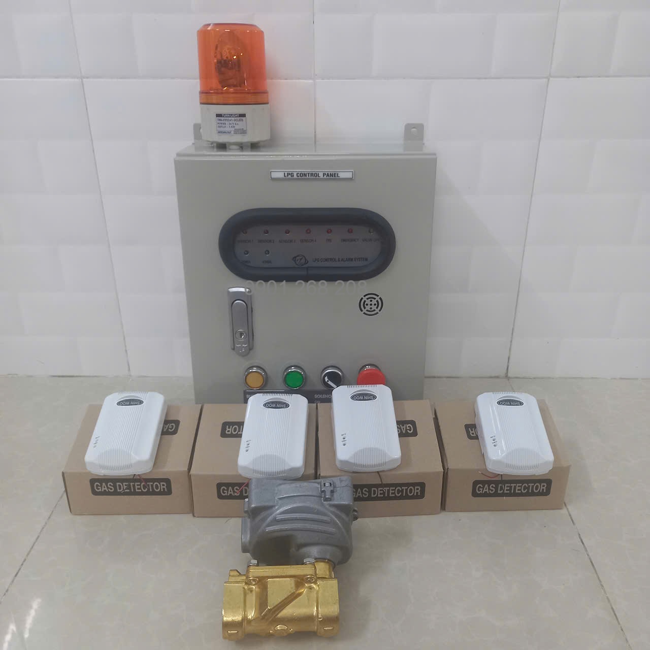 tủ điều khiển ngắt gas tự động kết nối 4 kênh đầu dò 12v